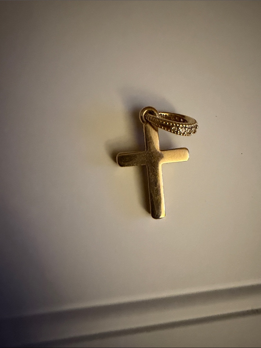 Pandora Gold Cross Pendant with Pavé Stones - Picture 2 of 2